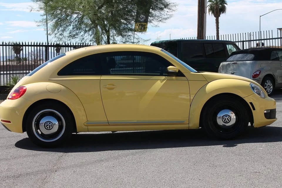 2014 Volkswagen A5 Beetle - Image 9 of 20