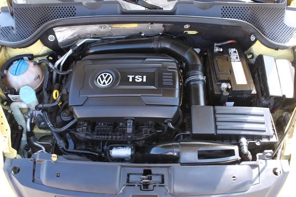 2014 Volkswagen A5 Beetle - Image 16 of 20
