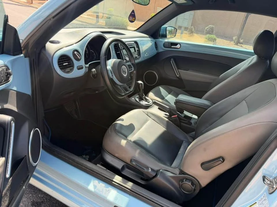 2014 Volkswagen A5 Beetle - Image 7 of 10