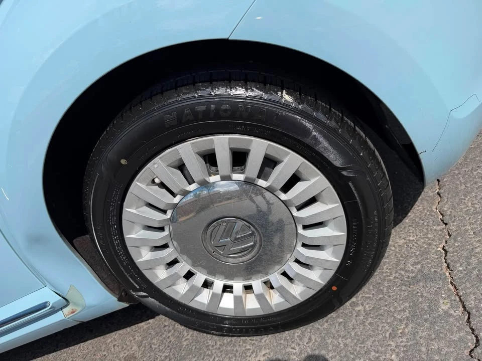 2014 Volkswagen A5 Beetle - Image 7 of 11