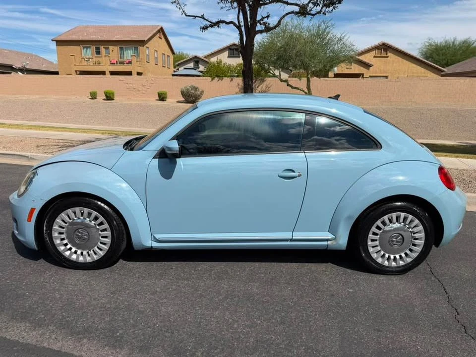 2014 Volkswagen A5 Beetle - Image 4 of 10