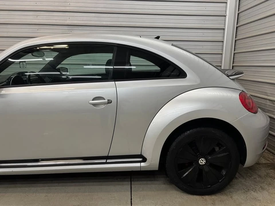 2014 Volkswagen A5 Beetle - Image 5 of 20
