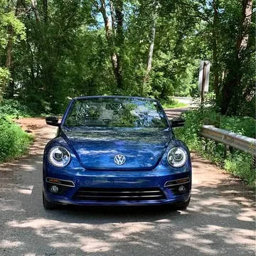 2014 Volkswagen Beetle R-Line Convertible 2D