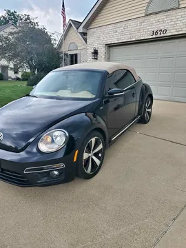 2014 Volkswagen Beetle R-Line Convertible 2D