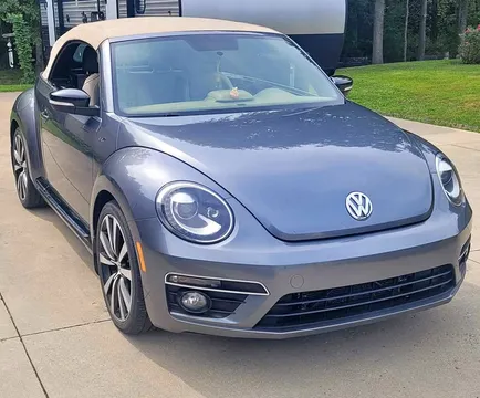 2014 Volkswagen Beetle R-Line Convertible 2D