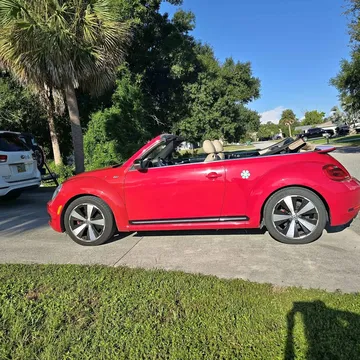 2014 Volkswagen Beetle R-Line Convertible 2D