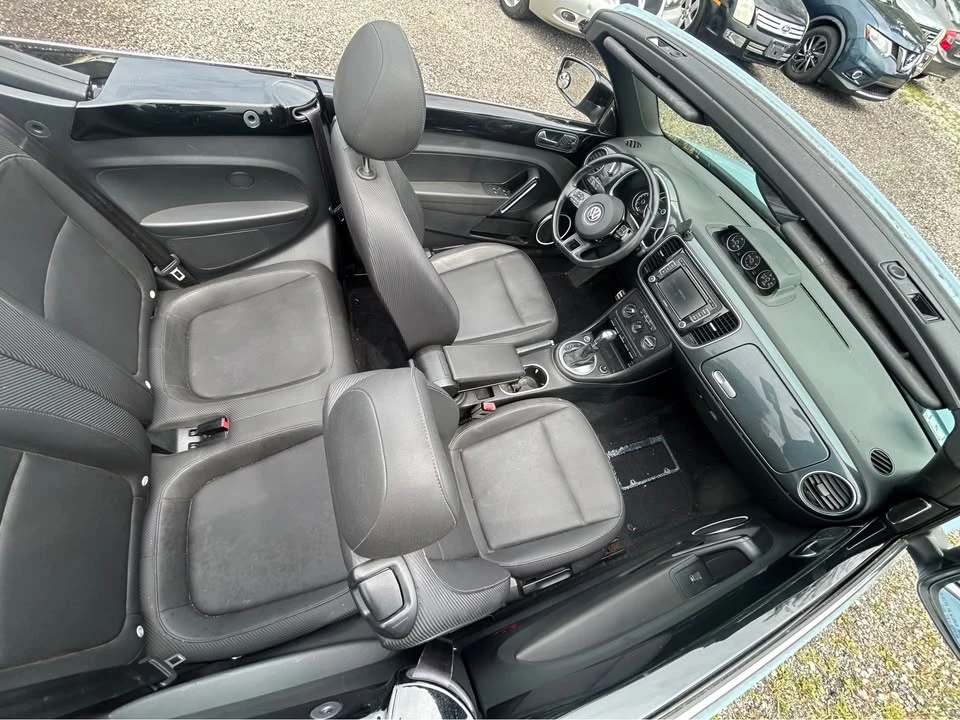 2014 Volkswagen A5 Beetle - Image 8 of 11