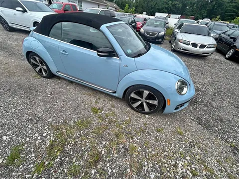 2014 Volkswagen Beetle R-Line Convertible 2D