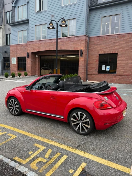 2014 Volkswagen A5 Beetle - Image 4 of 10