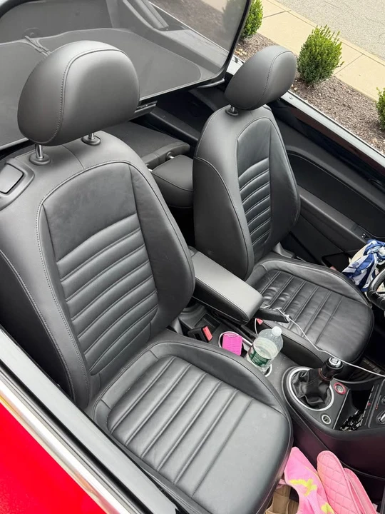 2014 Volkswagen A5 Beetle - Image 9 of 10