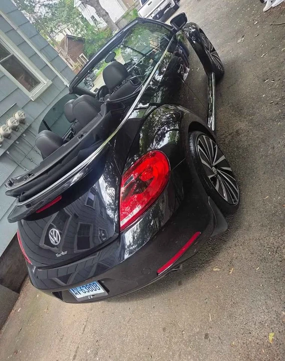 2014 Volkswagen A5 Beetle - Image 5 of 10