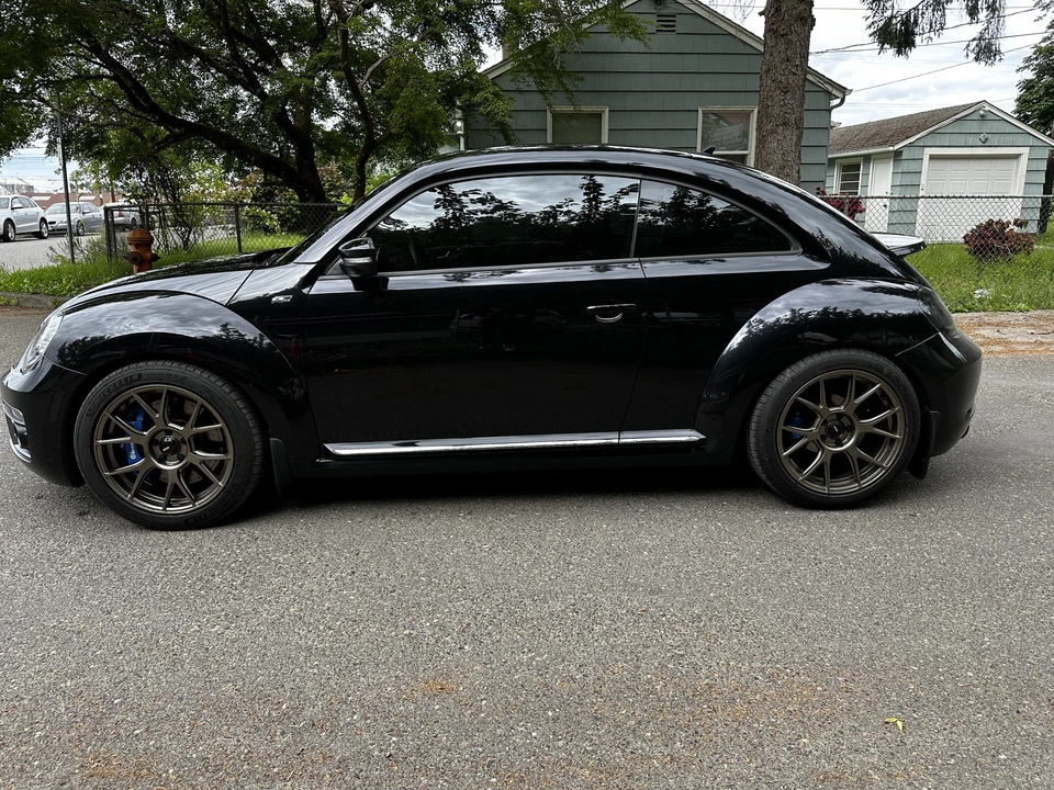 2014 Volkswagen A5 Beetle - Image 9 of 14