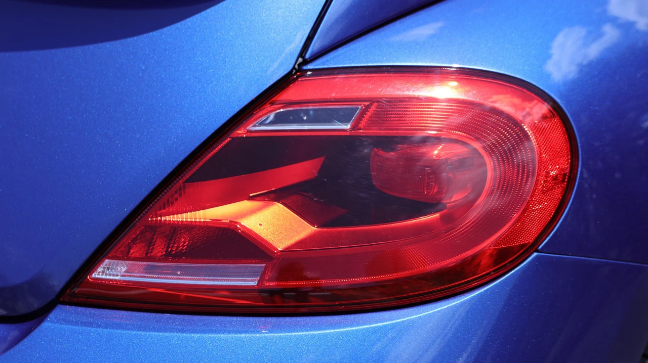 2014 Volkswagen A5 Beetle - Image 25 of 31