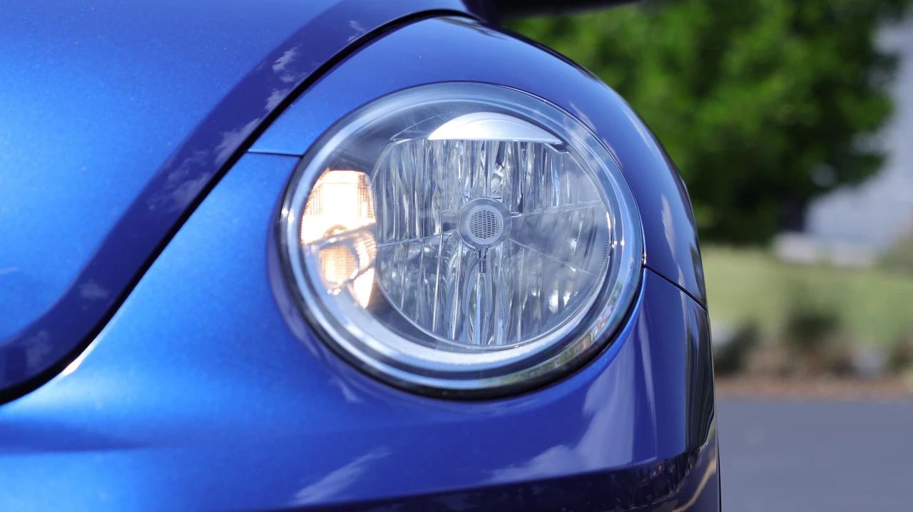 2014 Volkswagen A5 Beetle - Image 16 of 31