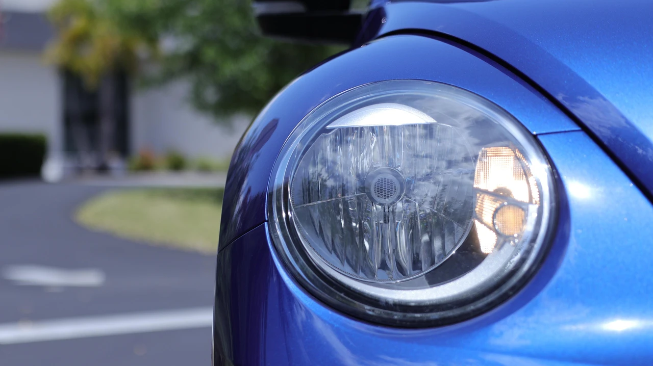2014 Volkswagen A5 Beetle - Image 13 of 31