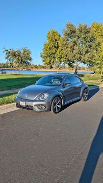 2014 Volkswagen Beetle R-Line Hatchback 2D