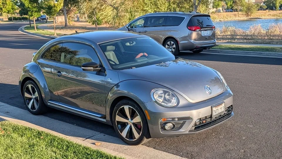 2014 Volkswagen A5 Beetle - Image 2 of 13