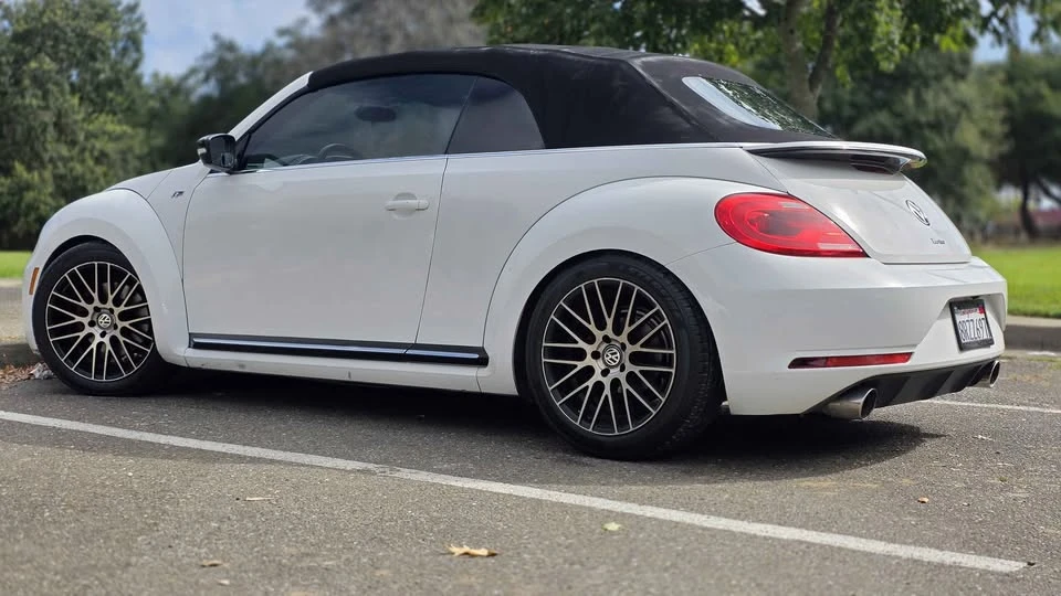 2014 Volkswagen A5 Beetle - Image 18 of 20
