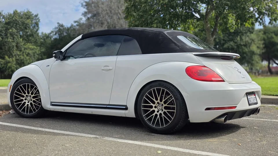 2014 Volkswagen A5 Beetle - Image 17 of 20
