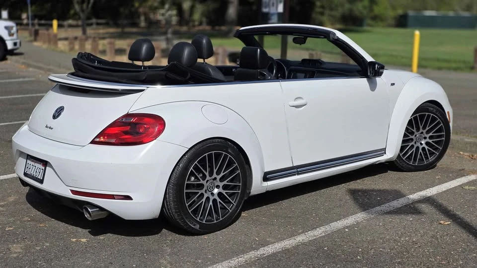 2014 Volkswagen A5 Beetle - Image 8 of 20