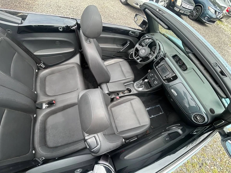 2014 Volkswagen A5 Beetle - Image 5 of 8