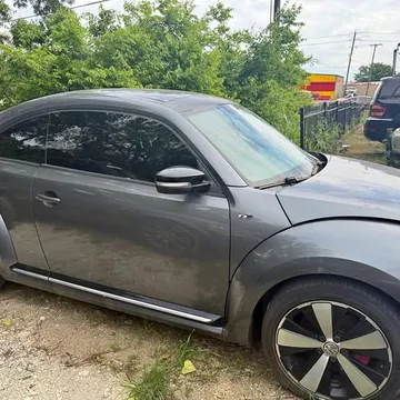 2014 Volkswagen Beetle R-Line