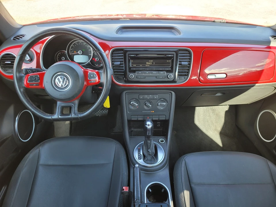 2014 Volkswagen A5 Beetle - Image 11 of 21
