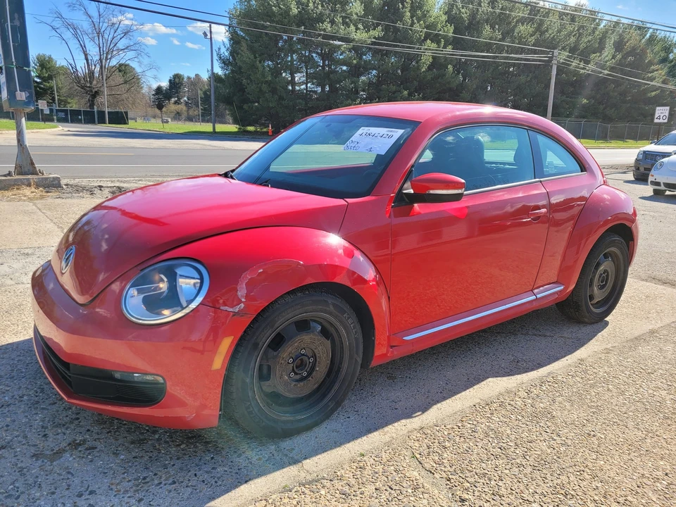2014 Volkswagen A5 Beetle - Image 2 of 21