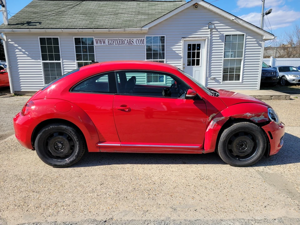 2014 Volkswagen A5 Beetle - Image 6 of 21