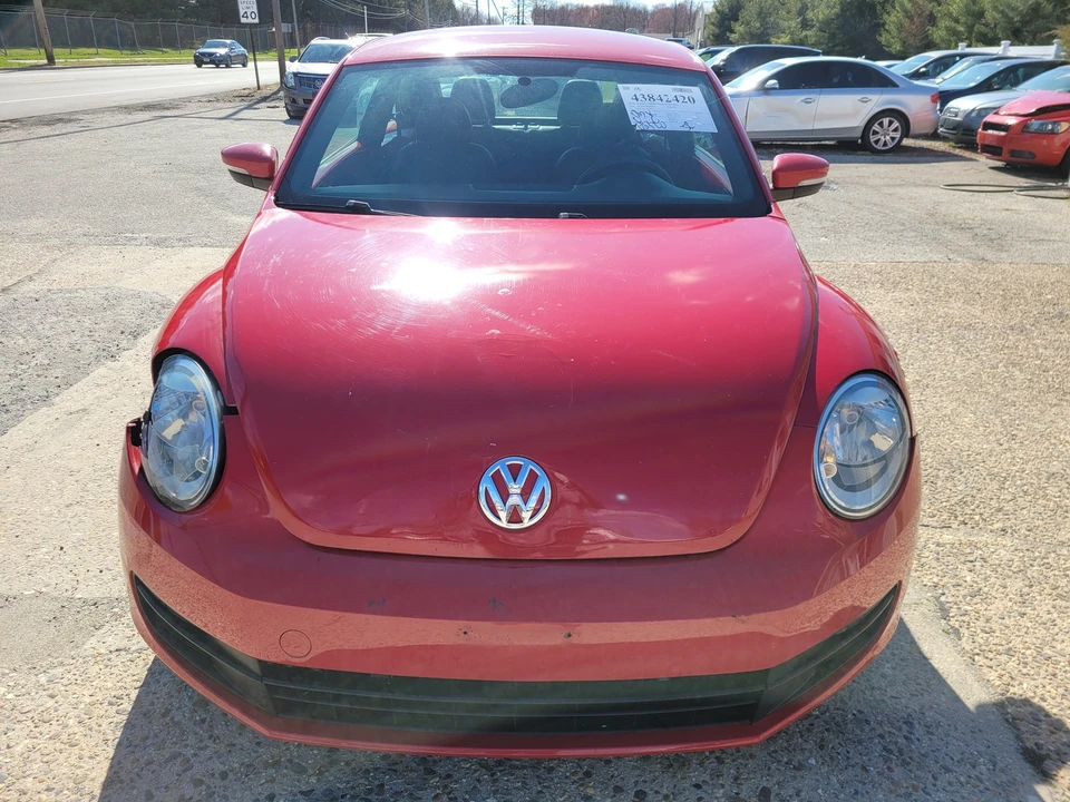 2014 Volkswagen A5 Beetle - Image 8 of 21