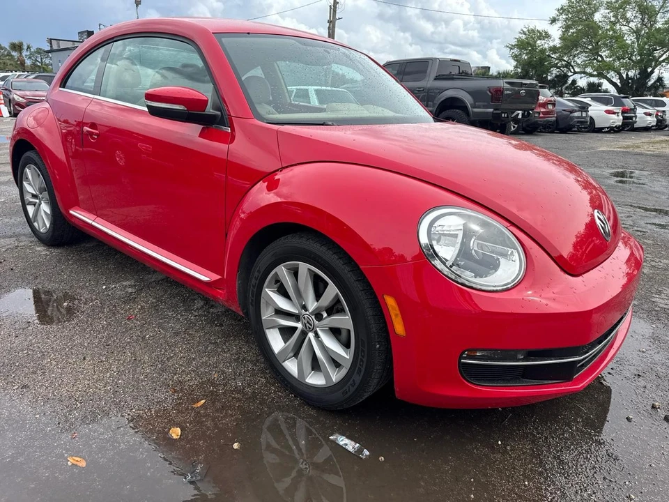 2014 Volkswagen A5 Beetle - Image 3 of 11