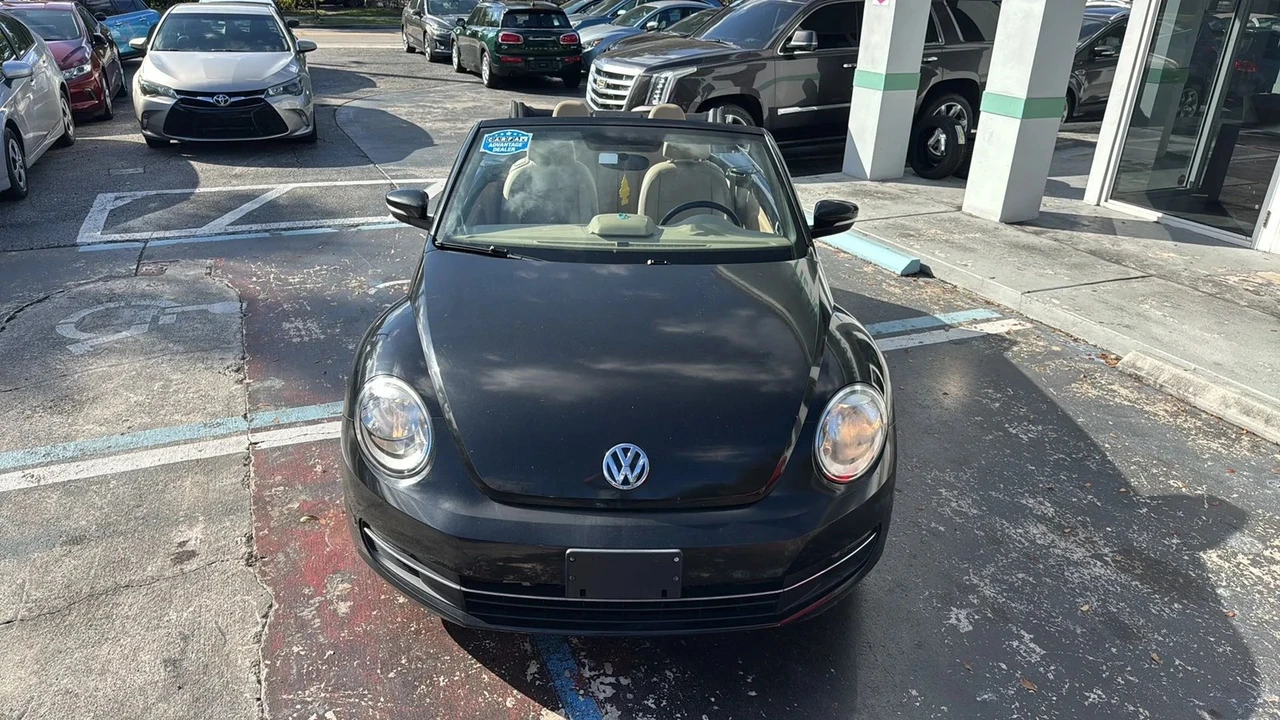 2014 Volkswagen A5 Beetle - Image 4 of 21