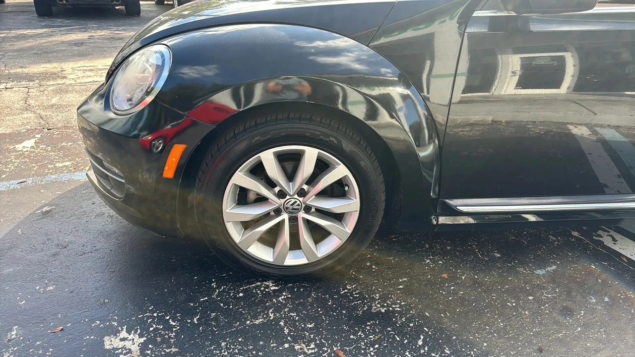 2014 Volkswagen A5 Beetle - Image 15 of 21