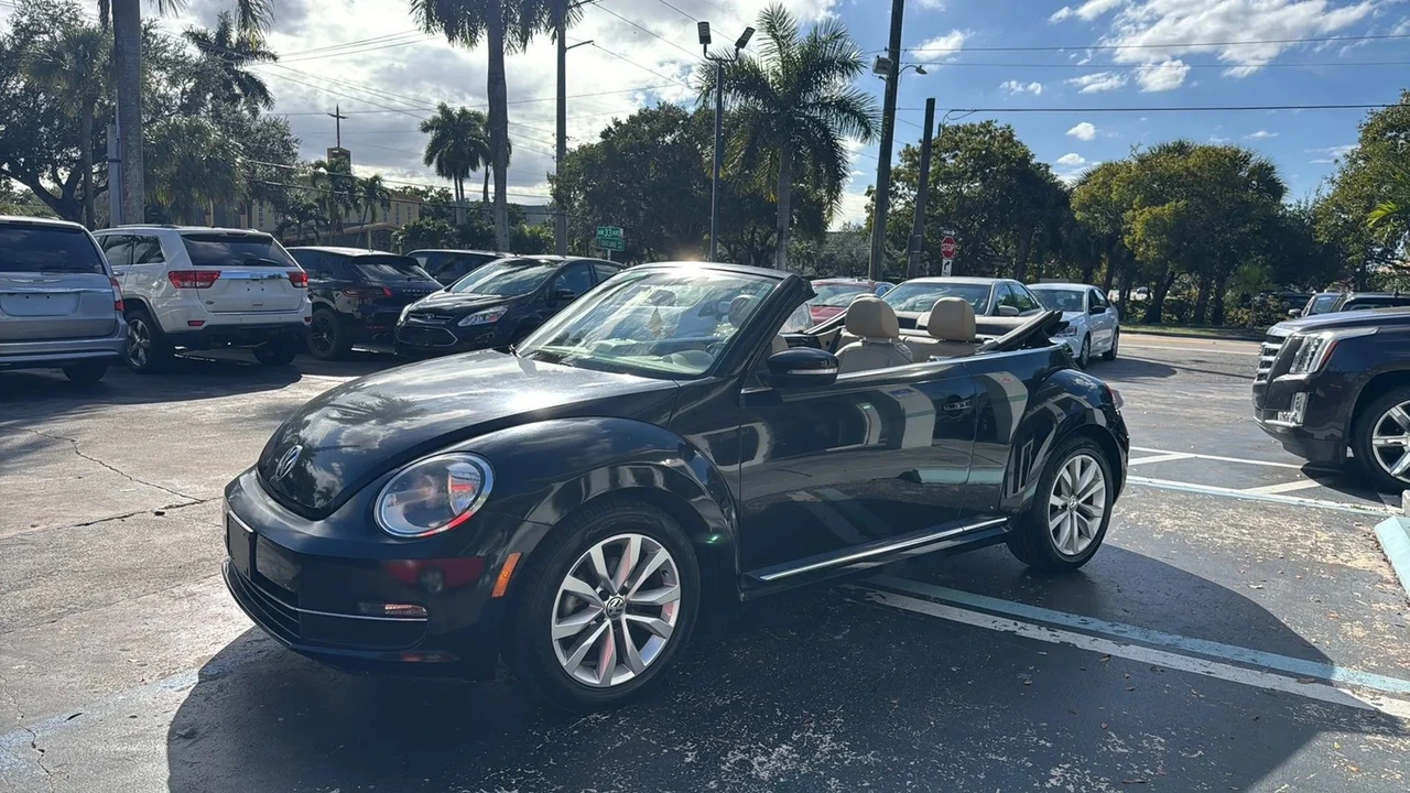 2014 Volkswagen A5 Beetle - Image 6 of 21