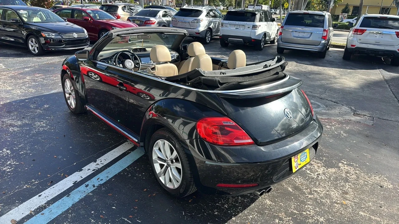 2014 Volkswagen A5 Beetle - Image 8 of 21