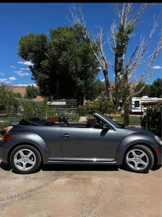 2014 Volkswagen A5 Beetle - Image 2 of 7