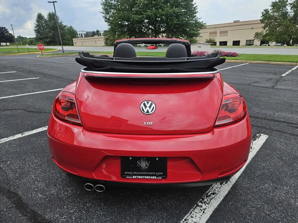 2014 Volkswagen A5 Beetle - Image 5 of 18