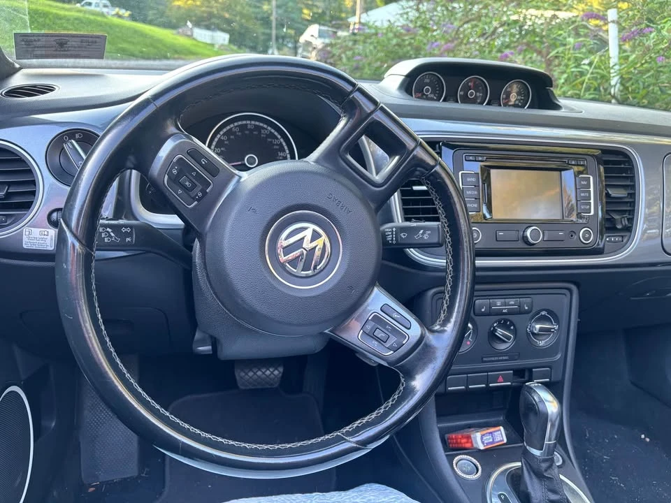 2014 Volkswagen A5 Beetle - Image 10 of 12