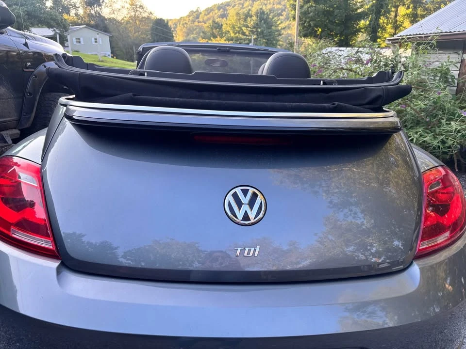 2014 Volkswagen A5 Beetle - Image 3 of 12