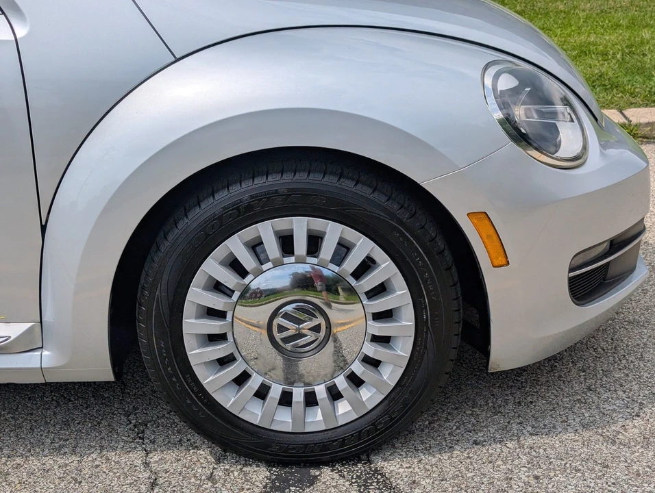 2014 Volkswagen A5 Beetle - Image 15 of 31