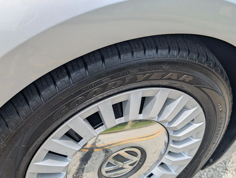 2014 Volkswagen A5 Beetle - Image 17 of 31