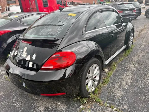 2014 Volkswagen Beetle TDI Hatchback 2D