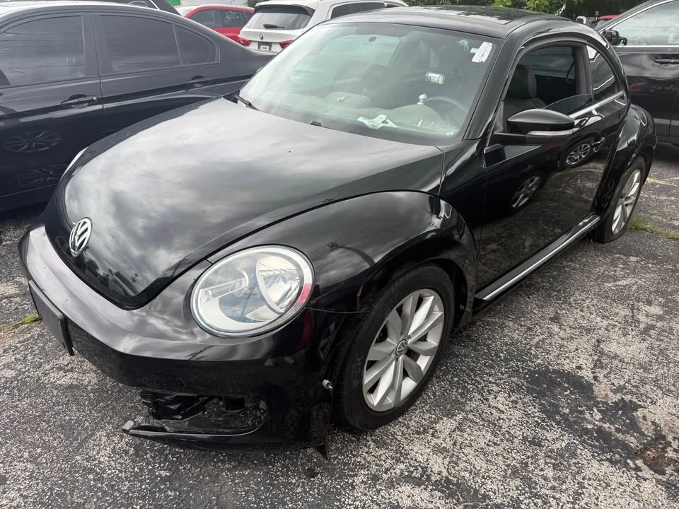 2014 Volkswagen A5 Beetle - Image 2 of 3