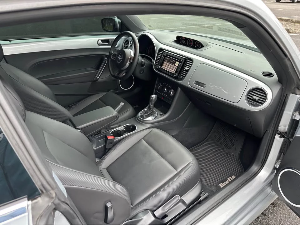 2014 Volkswagen A5 Beetle - Image 10 of 15