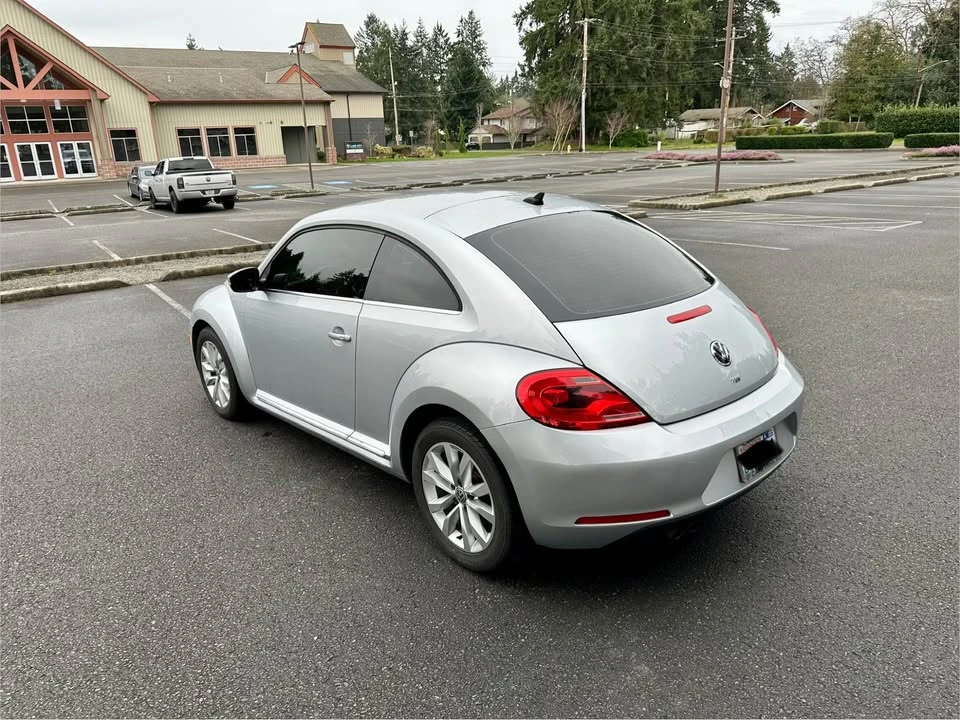2014 Volkswagen A5 Beetle - Image 5 of 15