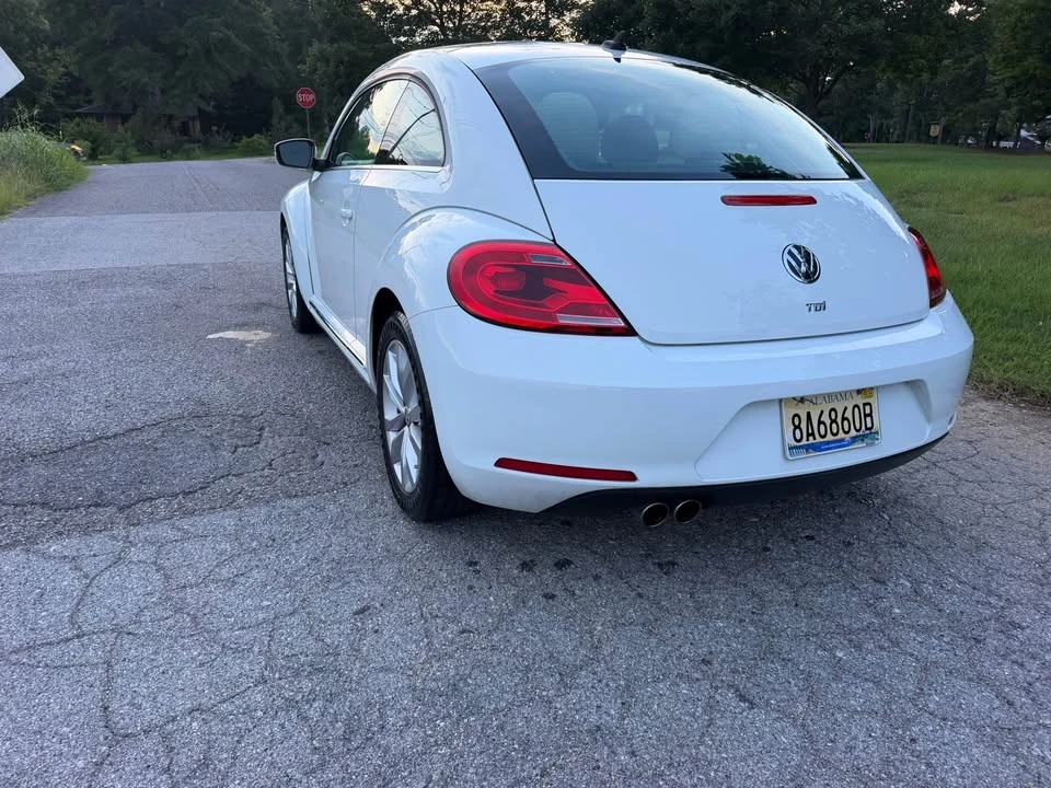 2014 Volkswagen A5 Beetle - Image 3 of 12