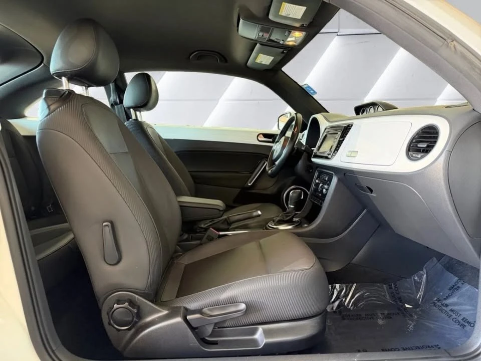 2014 Volkswagen A5 Beetle - Image 10 of 20
