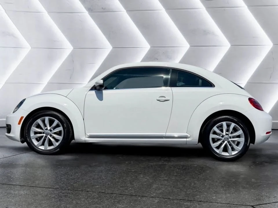 2014 Volkswagen A5 Beetle - Image 5 of 20