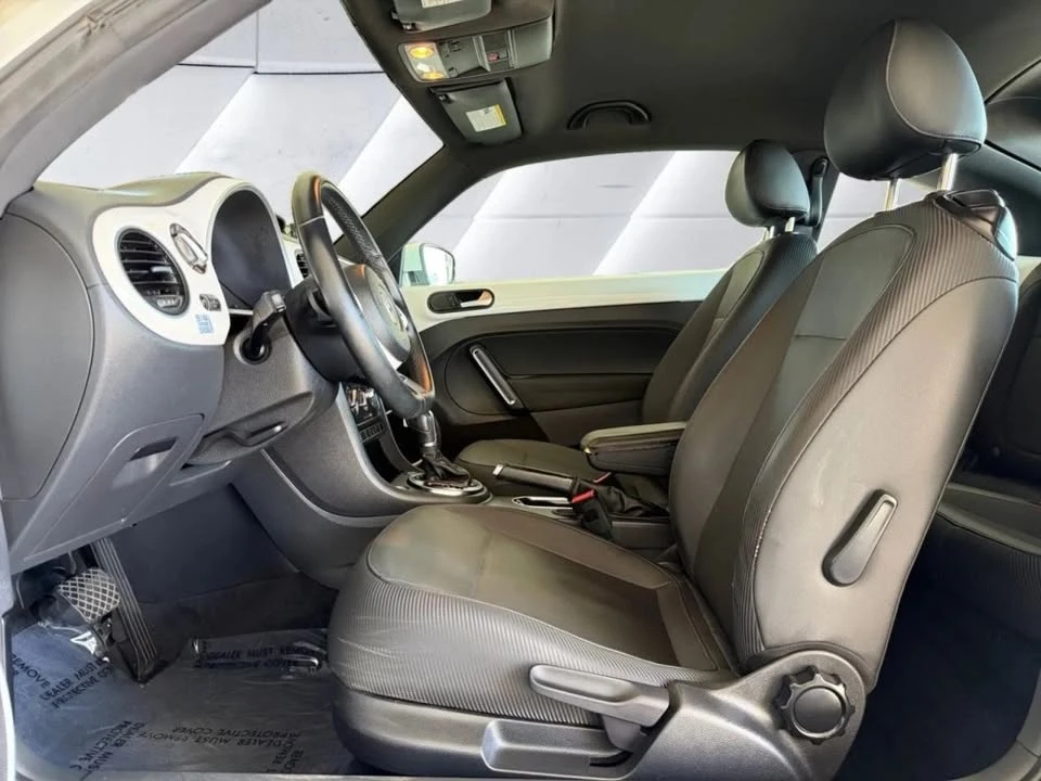 2014 Volkswagen A5 Beetle - Image 9 of 20