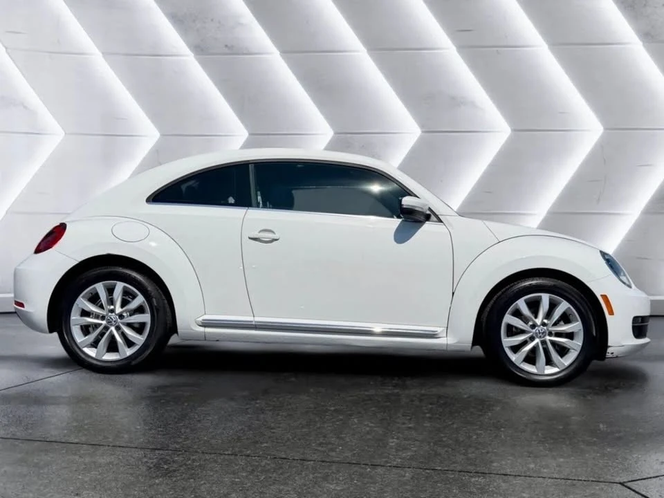 2014 Volkswagen A5 Beetle - Image 4 of 20